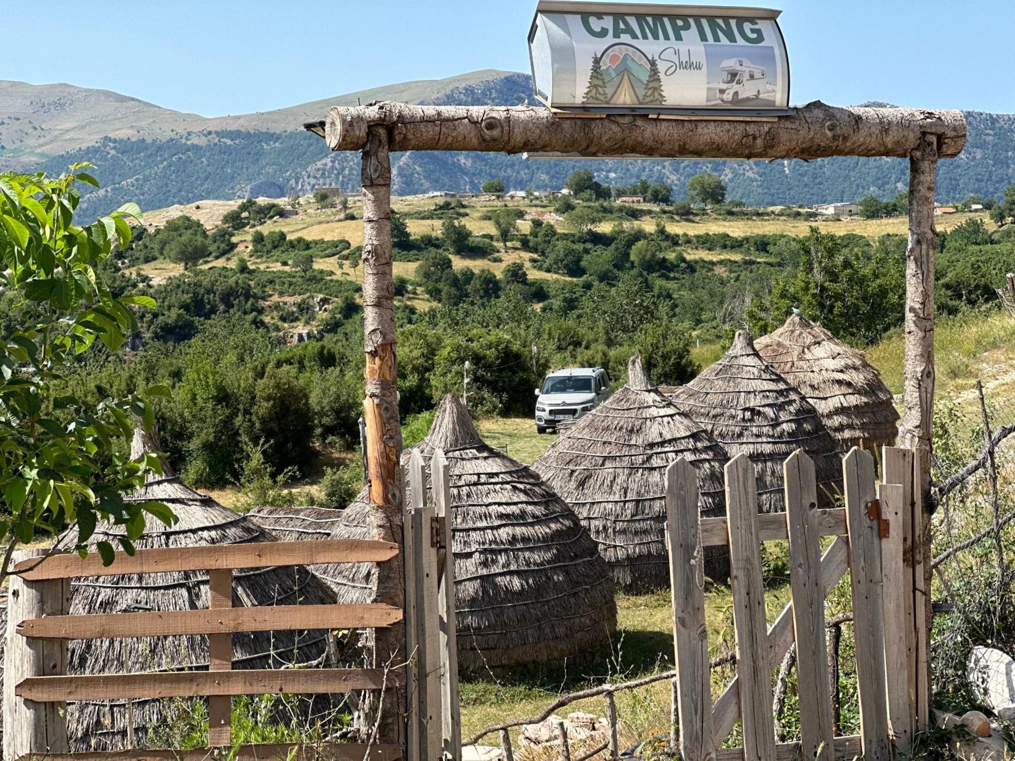 Hôtel Camping Lekdushi - Shehu à Tepelene Extérieur photo